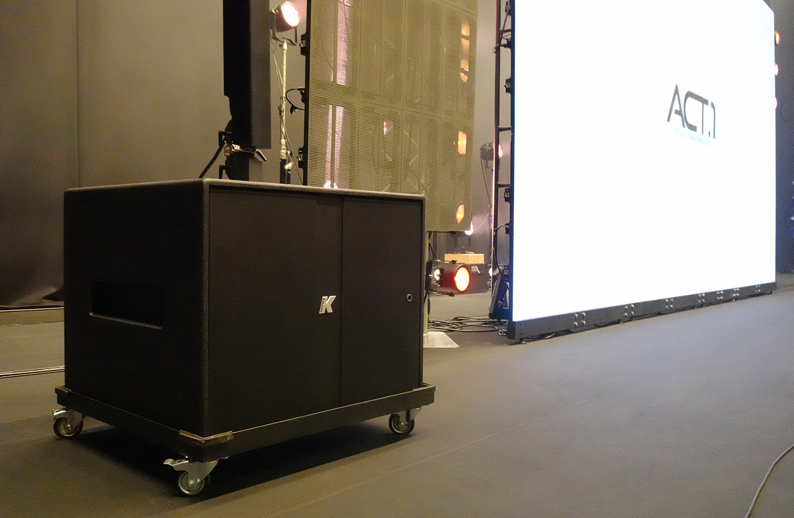 K-array Pinnacle-KR402 II