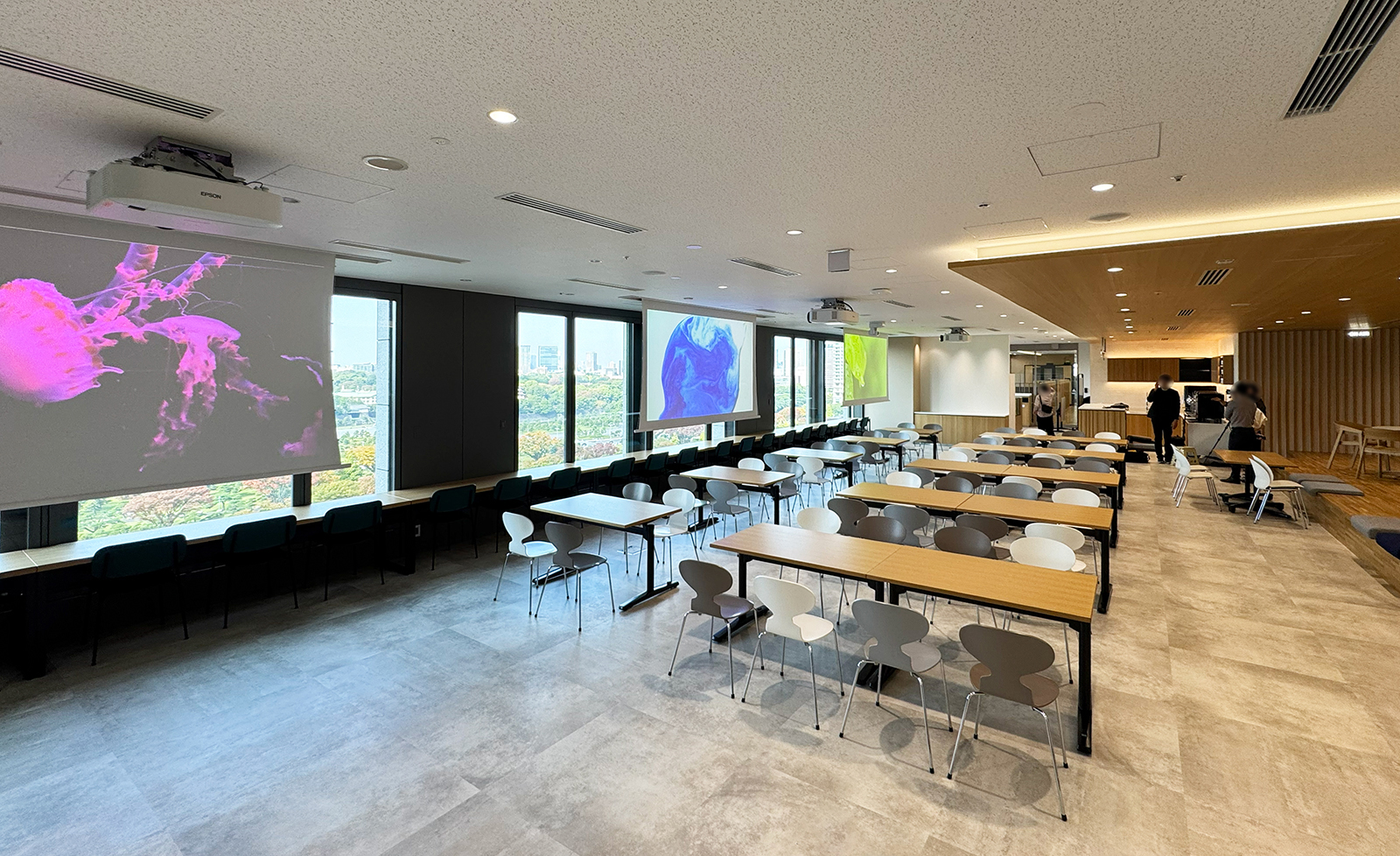 多目的スペース（カフェ）