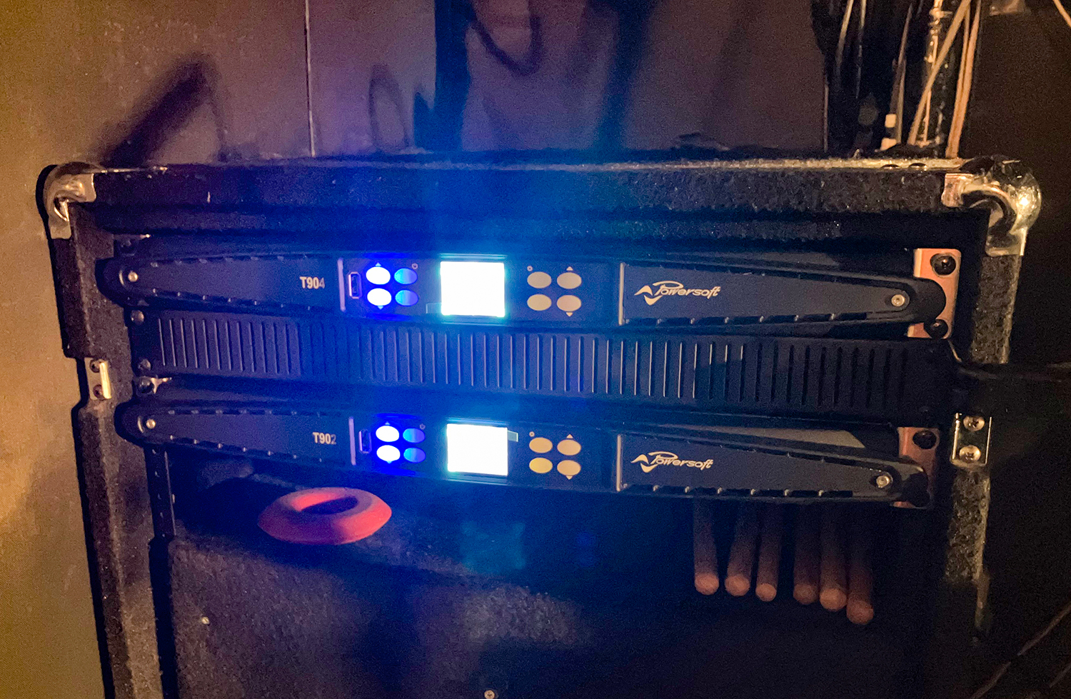 ライブハウス 苫小牧ELLCUBE