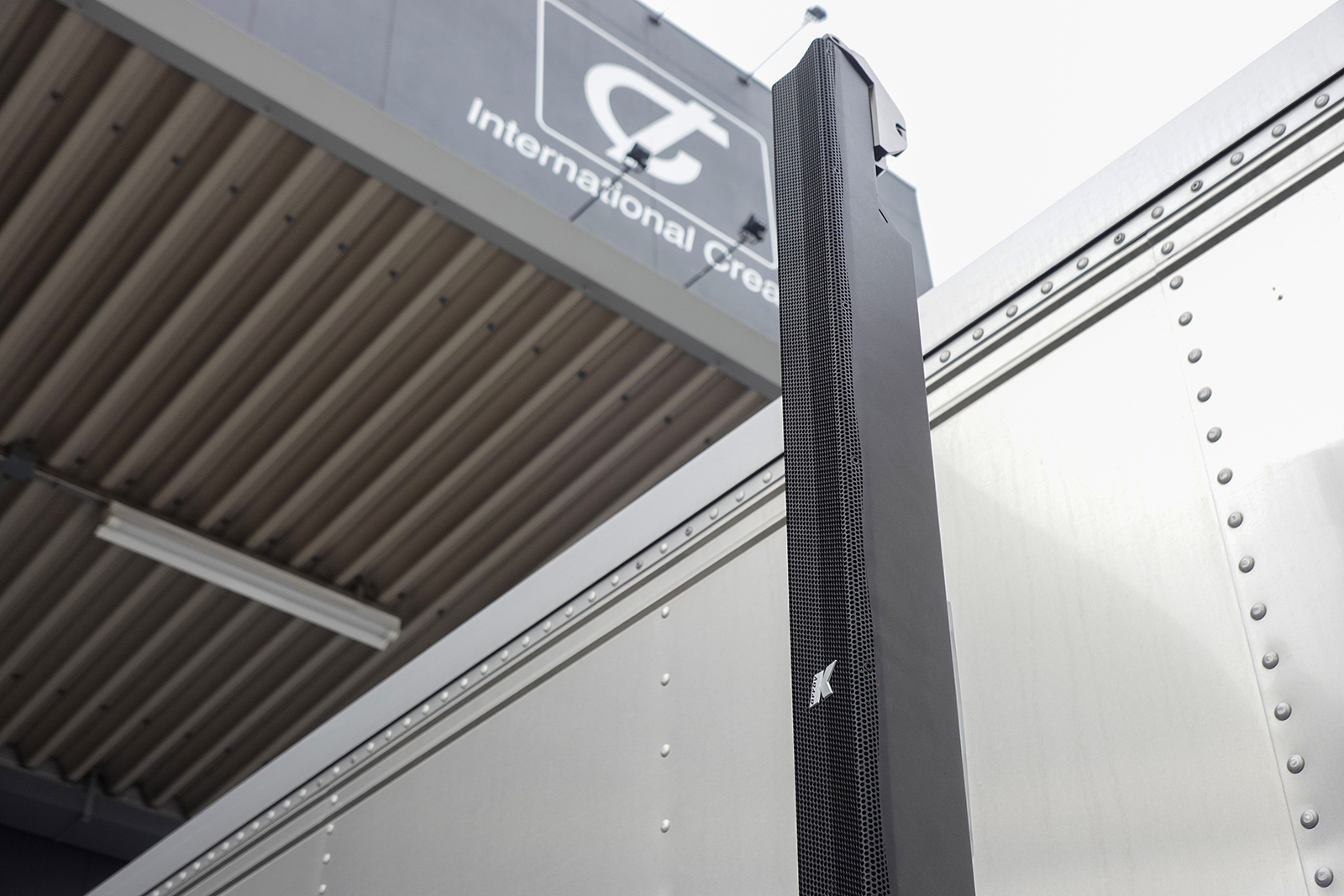 インターナショナルクリエイティブ K-array