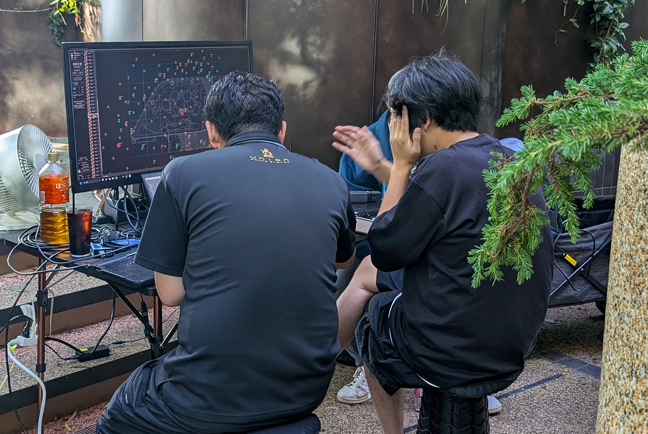 TiMaxを使ってミキシング作業をするユニオンサウンドシステム町田氏とSTUTS