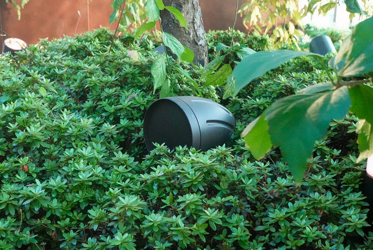 SoundTube屋外用スピーカー「Periscape4」