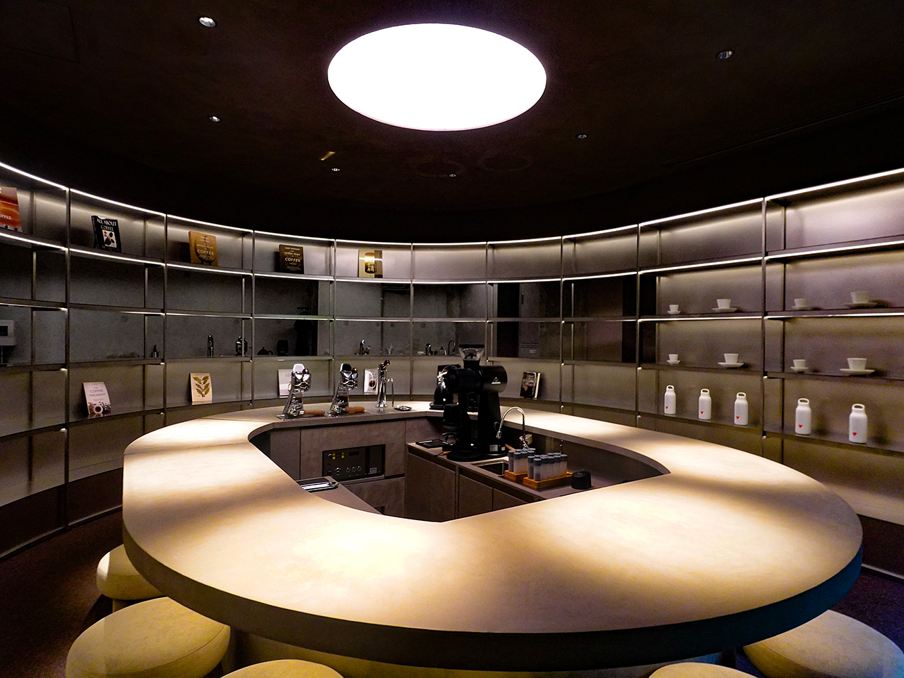 QUARO店内