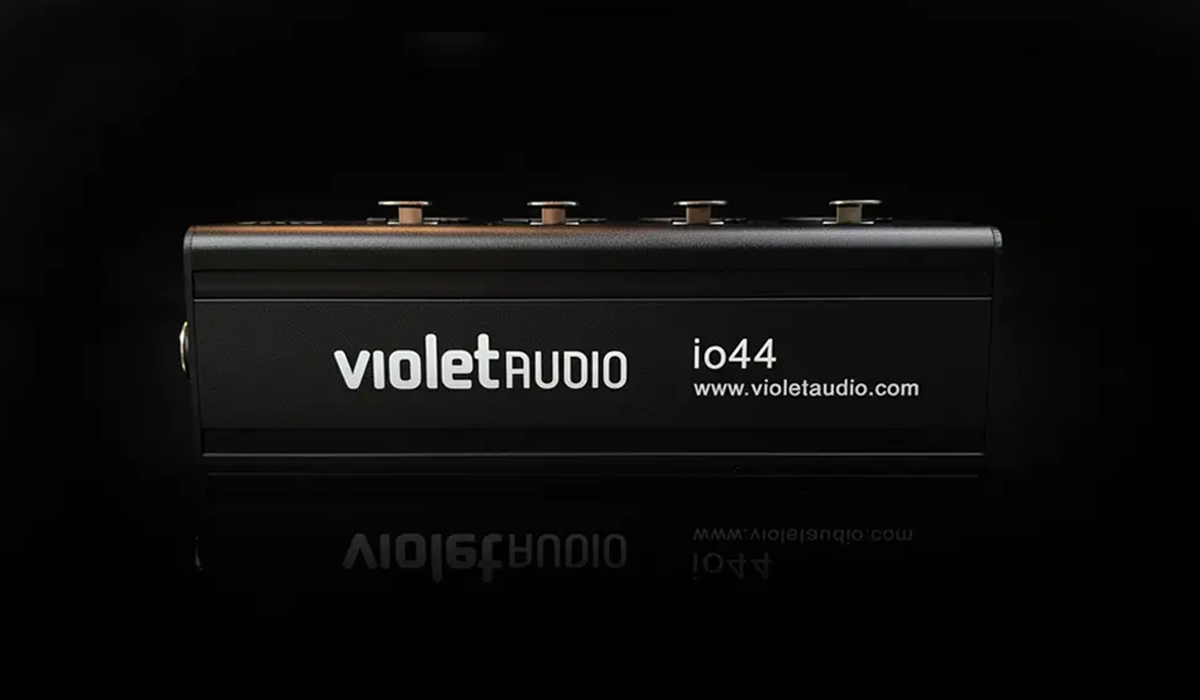 io44